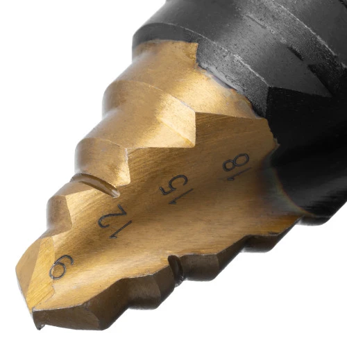 Сверло ступенчатое, 9-12-15-18-21-24-27-30-33-36 мм, Р6М5, 6-гр. хвостовик Denzel