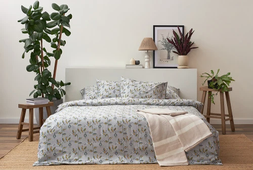 Комплект постельного белья "Ягоды тайги" из премиального сатина из коллекции russian north, 150х200 см