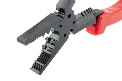 Плоскогубцы комбинированные, 200 мм, CrV, многофункциональные, полированные Matrix