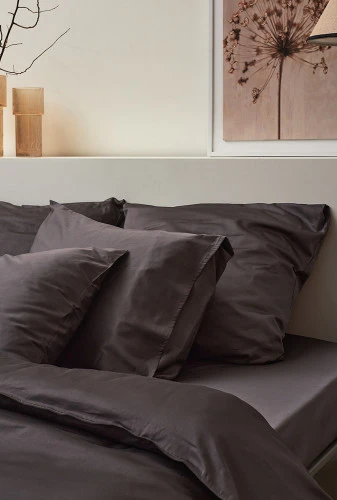Простыня из премиального сатина темно-серого цвета из коллекции essential, 240х270 см
