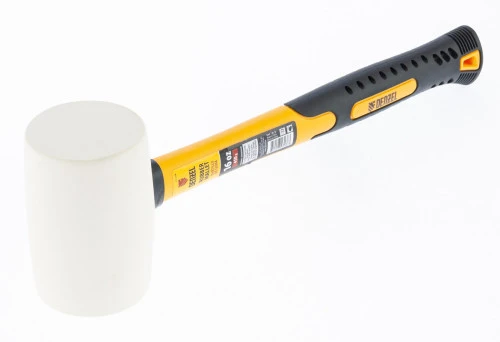 Киянка резиновая, 16 oz, белая резина, фибергласовая рукоятка Denzel