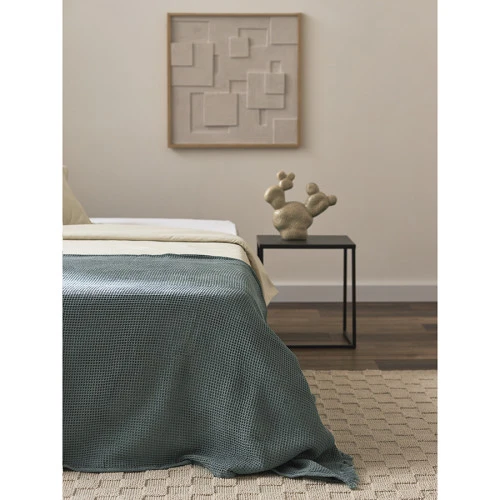 Покрывало вафельное из хлопка цвета шалфея из коллекции essential, 180х250 см