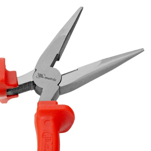 Длинногубцы прямые Econom, 180 мм, шлифованные, пластмассовые рукоятки Matrix