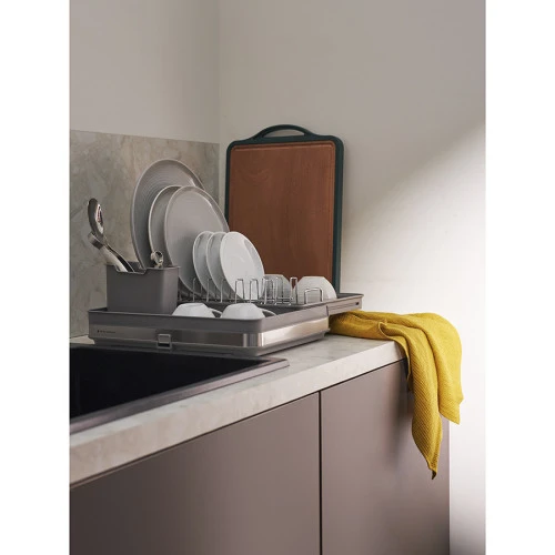 Доска разделочная двусторонняя из пшеничного волокна и черного дерева arlett, 44,5х30,5 см, темно-зеленая