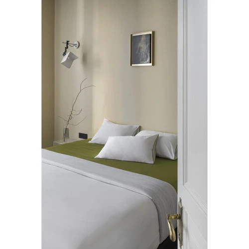 Простыня на резинке из сатина из коллекции meditation, olive, 180х200х30 см