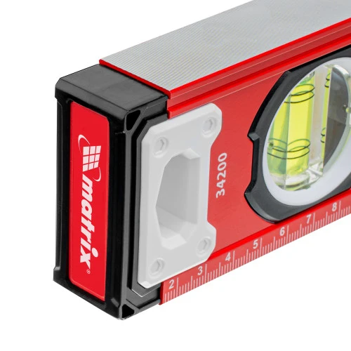 Уровень алюминиевый, фрезерованный, 3 глазка, 400 мм Matrix