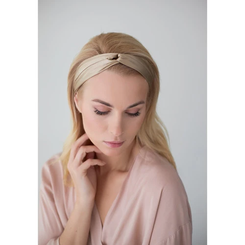 Повязка для волос из натурального шелка бежевого цвета из коллекции essential