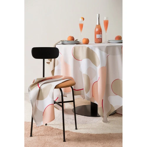 Скатерть из хлопка бежевого цвета с авторским принтом из коллекции freak fruit, 170х250 см