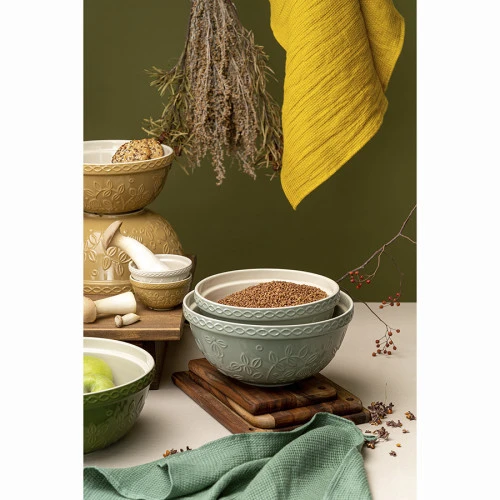 Миска серо-мятного цвета с рельефным узором Ягоды Тайги из коллекции russian north, 2,5 л