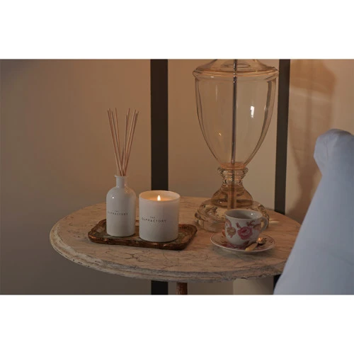 Свеча ароматическая the olphactory, white insignia, philippa 1990, 60 ч