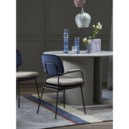 Стул с подлокотниками и контрастным кантом pea, велюр, темно-синий/бежевый