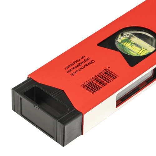 Уровень алюминиевый магнитный, 1800 мм, фрезерованный, 3 глазка (1 зеркальный) усиленный Matrix