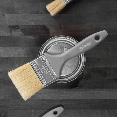 Кисть плоская "Евро" 2.5", натуральная щетина, пластмассовая ручка MTX