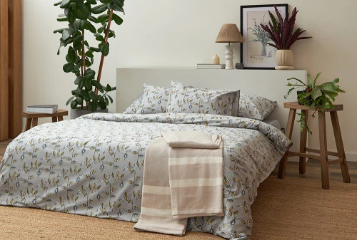 Набор наволочек "Ягоды тайги" из премиального сатина из коллекции russian north, 70х70 см