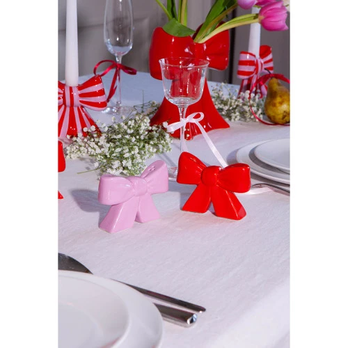 Набор из солонки и перечницы bow