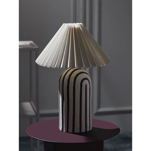 Светильник настольный stripel, D30х44 см, черный/белый