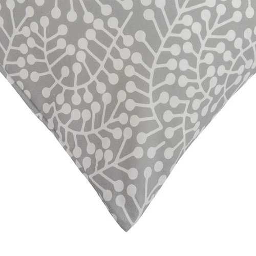 Набор из двух наволочек серого цвета с принтом Спелая смородина из коллекции scandinavian touch, 50х70 см