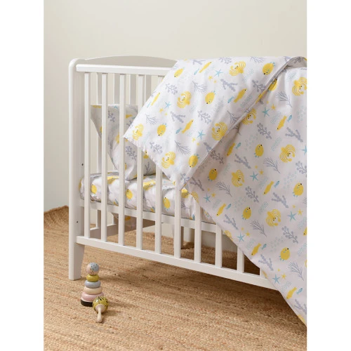 Простыня на резинке из сатина с принтом oceania world из коллекции tiny world, 60х120х20 см