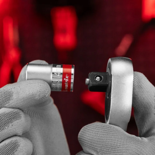 Головка торцевая, 14 мм, шестигранная, CrV, под квадрат 1/2, хромированная Matrix