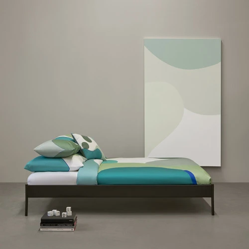 Набор из двух наволочек из сатина  мятного цвета с авторским принтом из коллекции freak fruit, 70х70 см