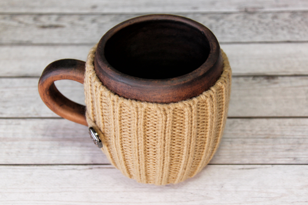 Вязаная кружка с ручкой "Капучино"