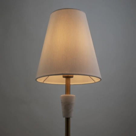 Настольный светильник Freya FR5371TL-01BS