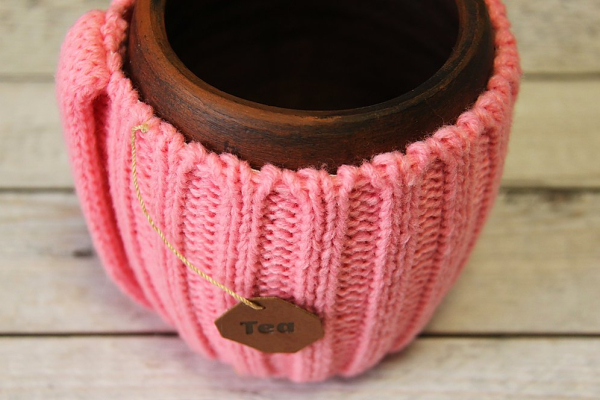 Вязаная кружка "Клубничный Мохито""