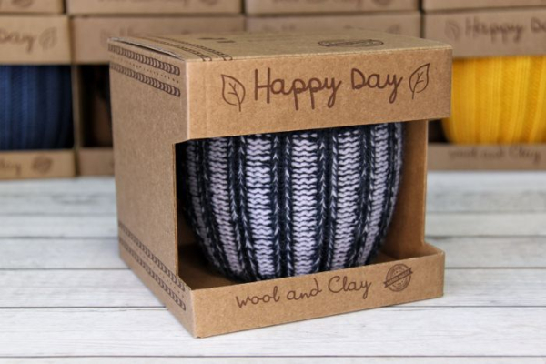 Вязаная кружка с ручкой "Морская"