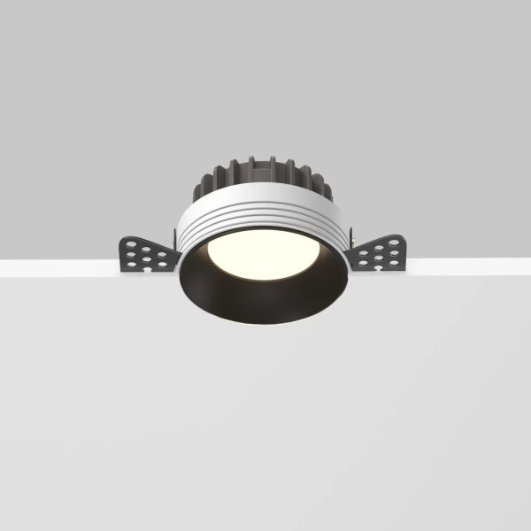 Встраиваемый светильник Technical DL055-8W3-4-6K-TRS-B