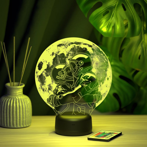 3D светильник  Светильник "Влюбленные космонавты"